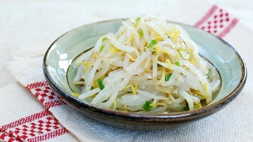Bean Sprouts (Sleuk Kdao)