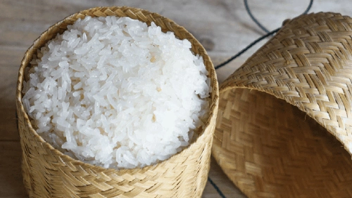 Sticky Rice (Bai Damnaeb)